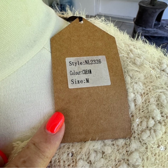 Katsumi Soft  Cozy Long Sleeve Pull Over Casual Sweater SzM - Picture 9 of 9